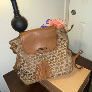 Michael Kors Evie Bag MD Handbag Monogram Backpack